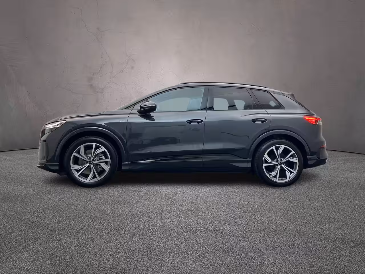 Audi Q4 e-tron e-tron 204pk S edition