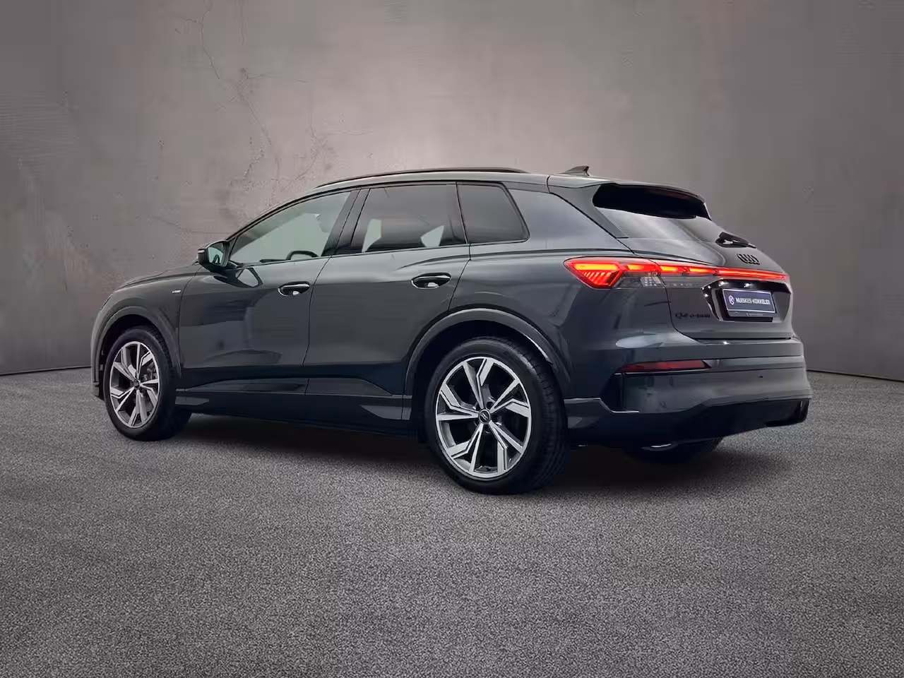 Audi Q4 e-tron e-tron 204pk S edition