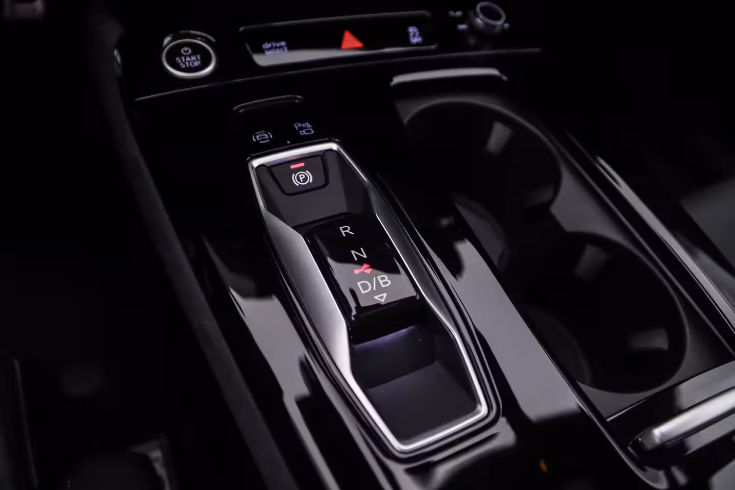 Audi Q6 SQ6 e-tron e-performance 306pk S edition