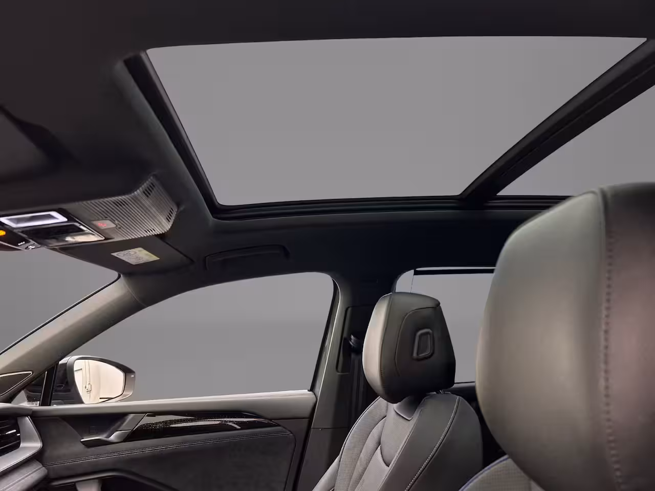Volkswagen Tayron 1.5 eHybrid 272pk R-Line Edition
