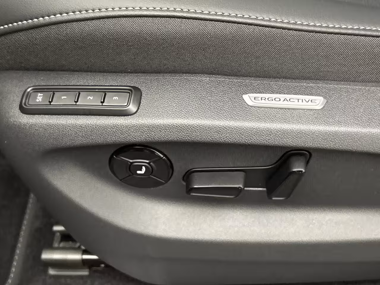 Volkswagen Tayron 1.5 eHybrid 272pk R-Line Edition