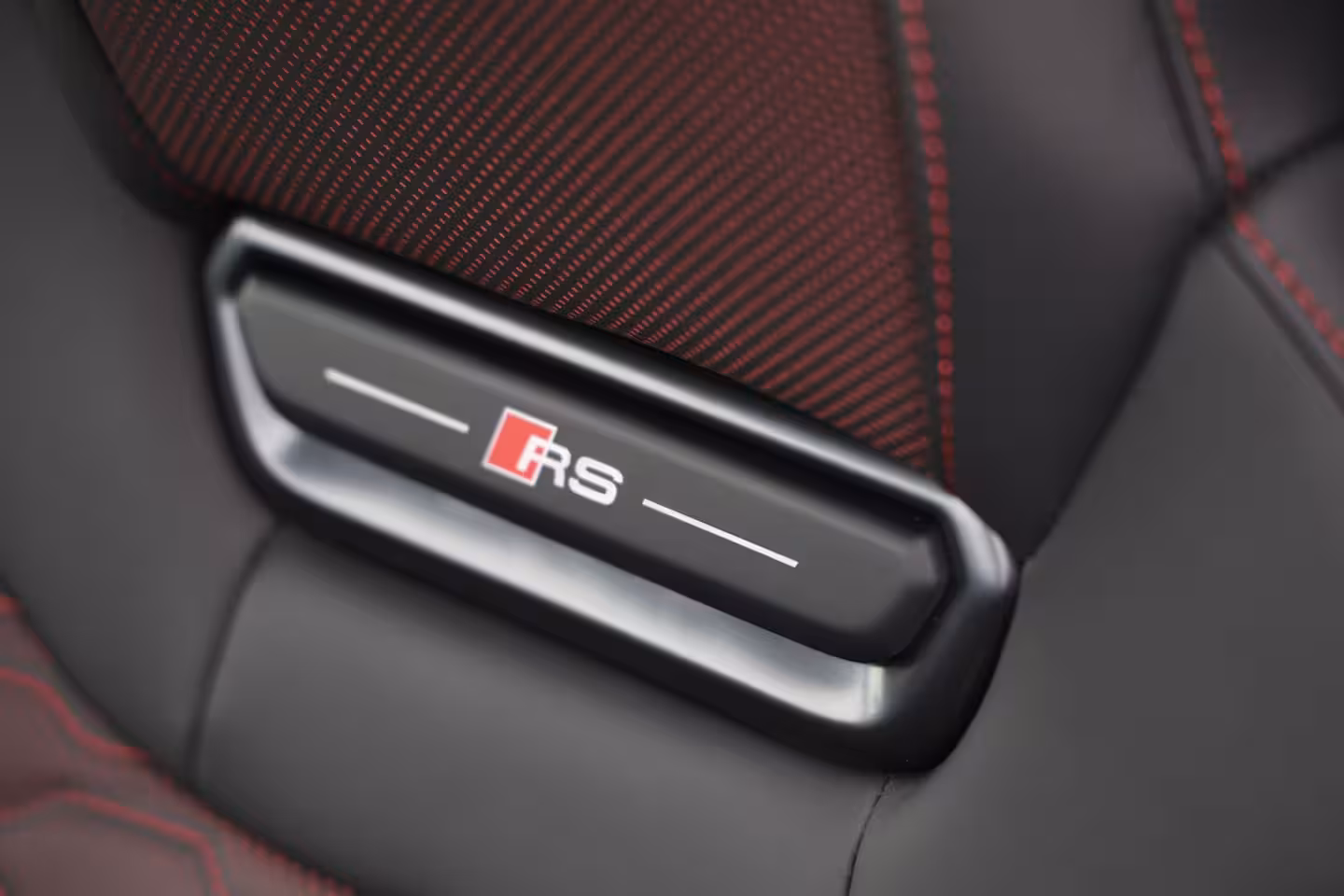 Audi RS5 Avant 2.9 e-hybrid Quattro 639pk Sportuitlaat|HUD|Tech Pro|Alcantara