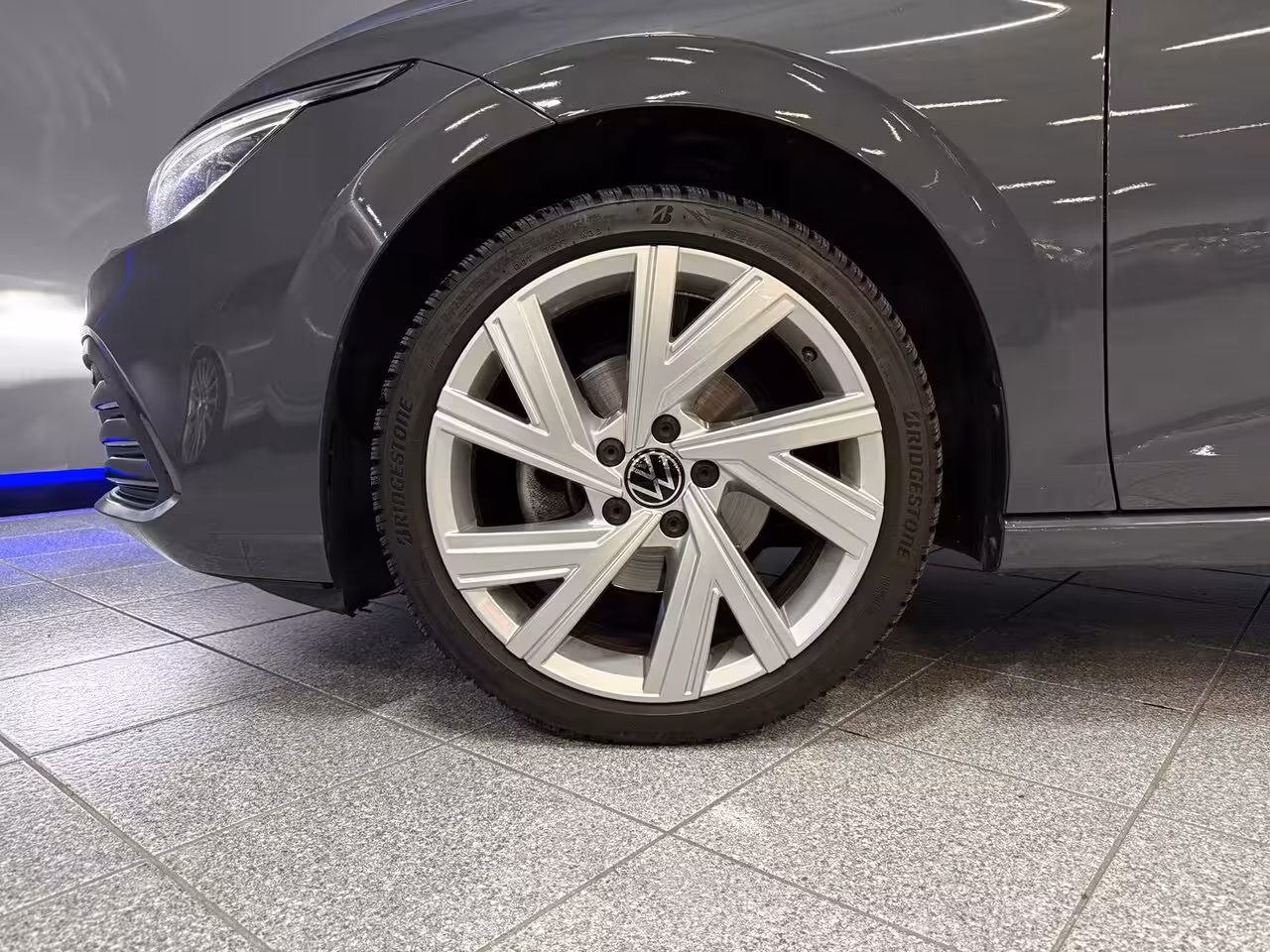 Volkswagen Golf 1.0 eTSI Life Adaptive Cruise|Carplay/automaat
