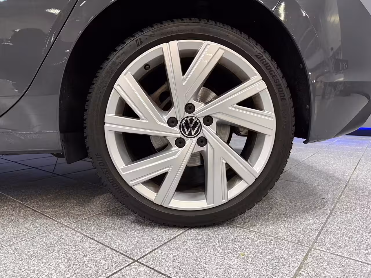 Volkswagen Golf 1.0 eTSI Life Adaptive Cruise|Carplay/automaat