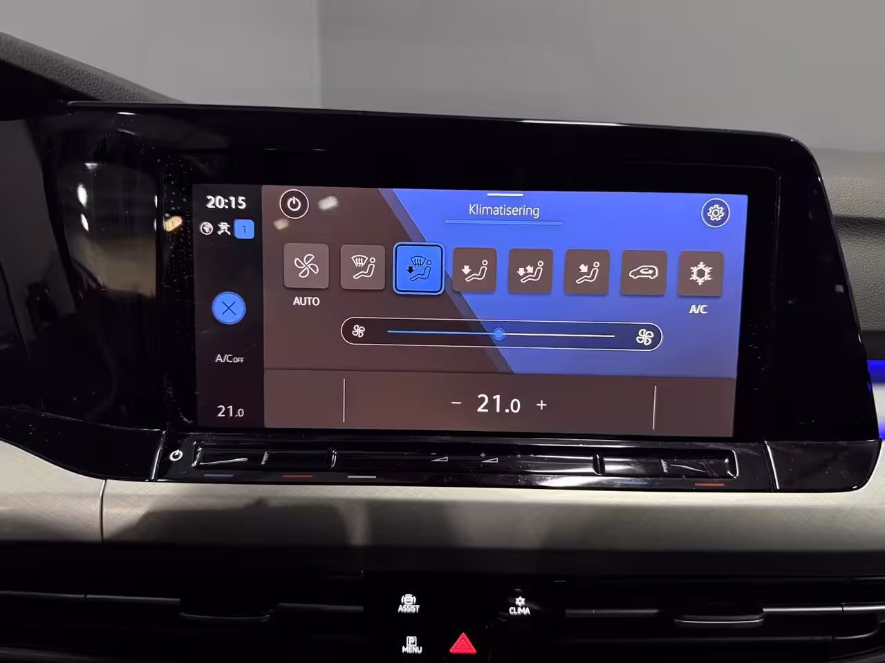 Volkswagen Golf 1.0 eTSI Life Adaptive Cruise|Carplay/automaat