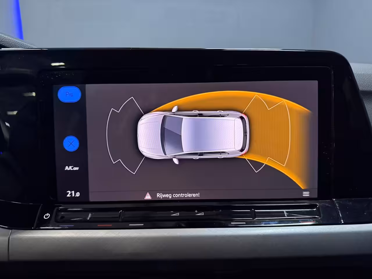Volkswagen Golf 1.0 eTSI Life Adaptive Cruise|Carplay/automaat