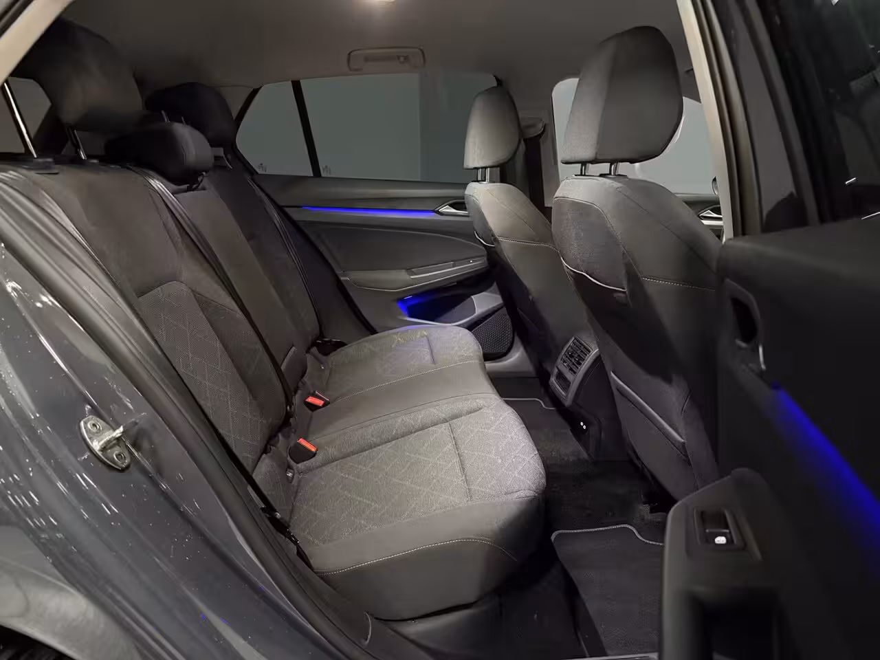 Volkswagen Golf 1.0 eTSI Life Adaptive Cruise|Carplay/automaat