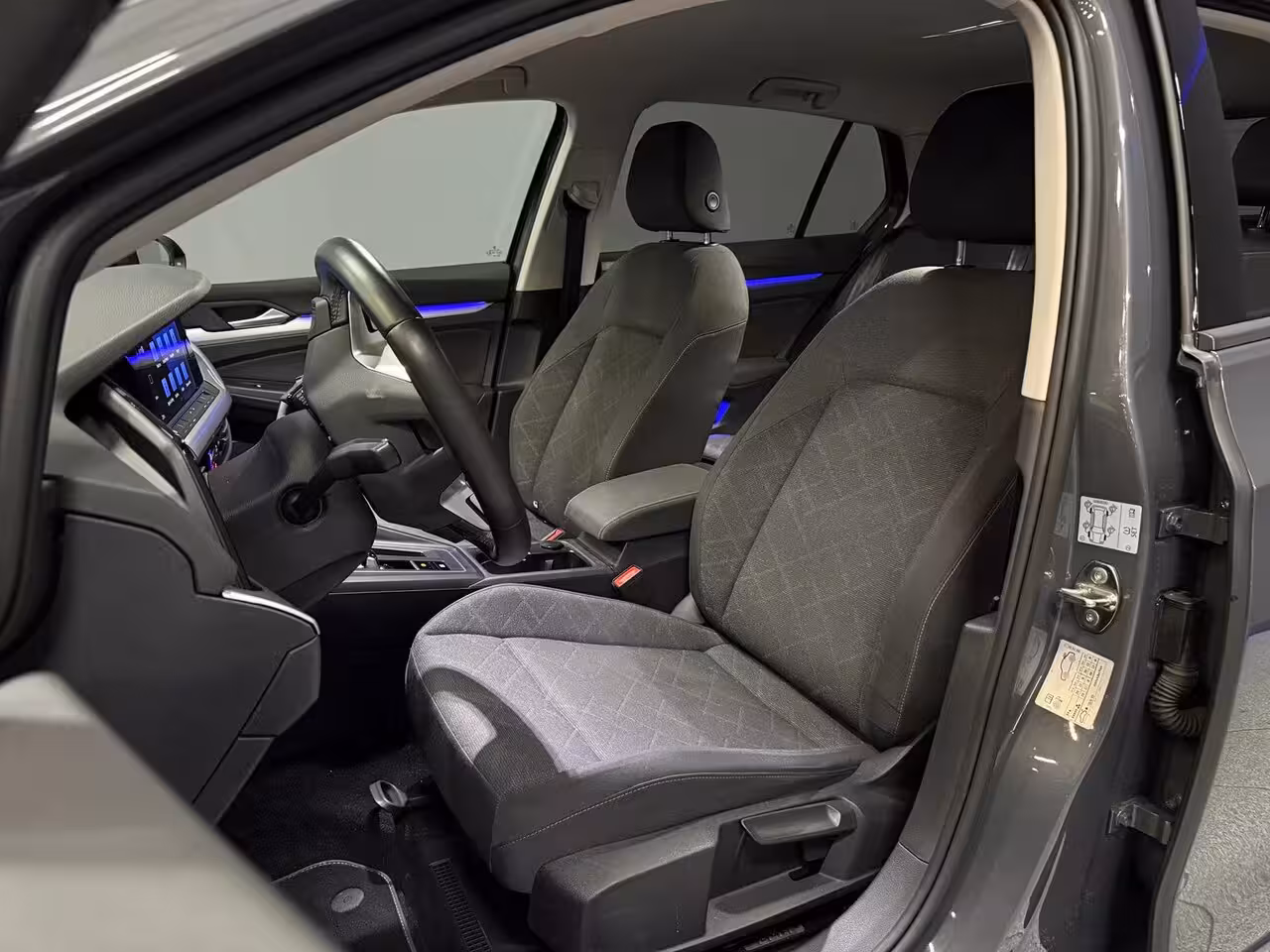 Volkswagen Golf 1.0 eTSI Life Adaptive Cruise|Carplay/automaat