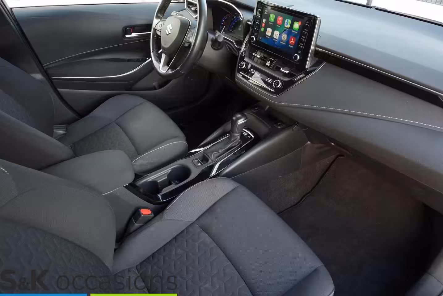 Suzuki Swace 1.8 Hybrid Select