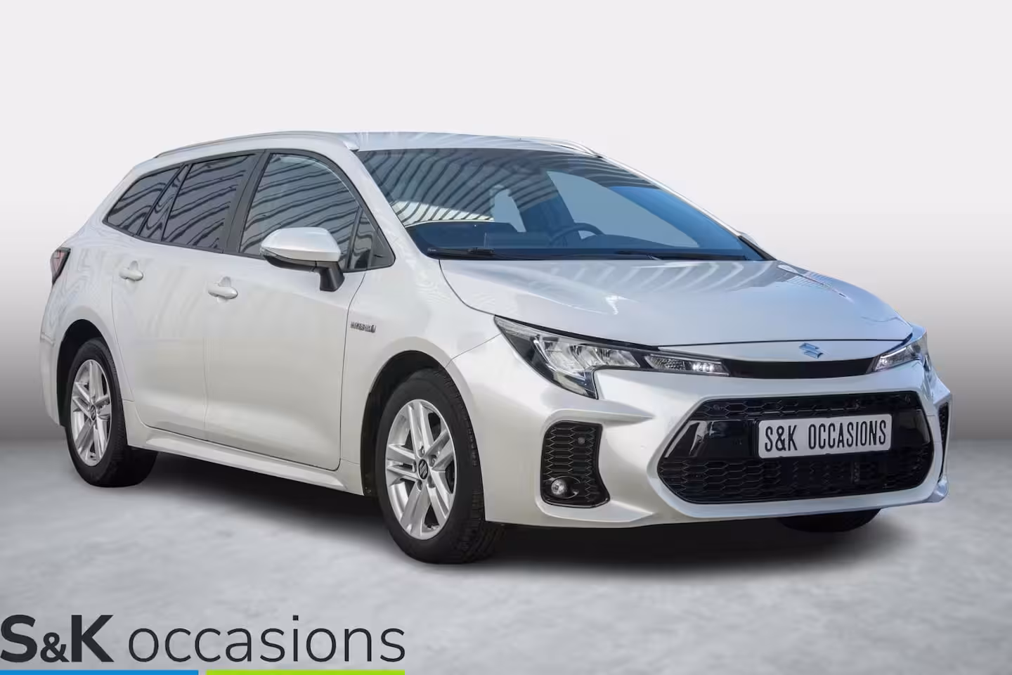 Suzuki Swace 1.8 Hybrid Select