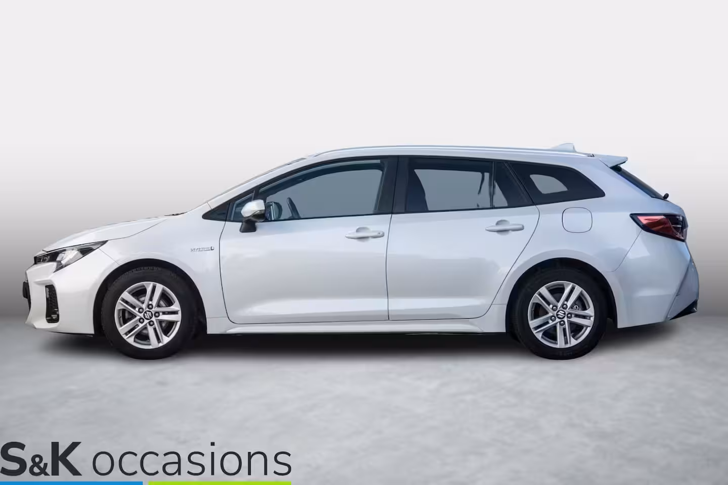 Suzuki Swace 1.8 Hybrid Select