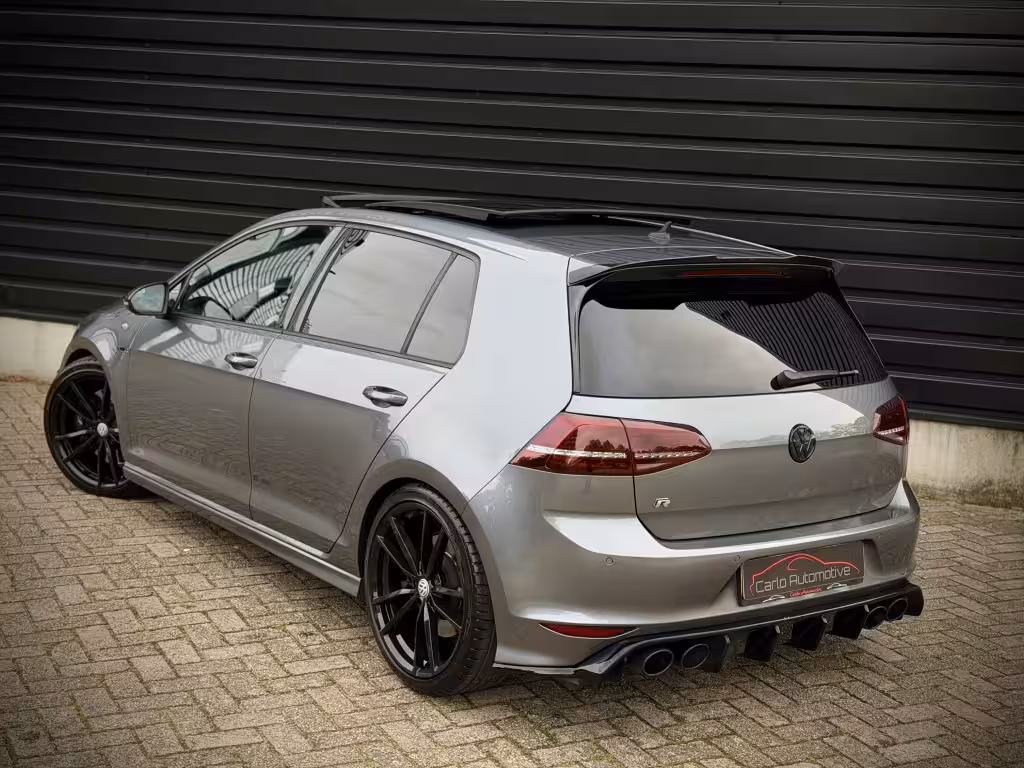 Volkswagen Golf 2.0 TSI R 4MOTION PANO