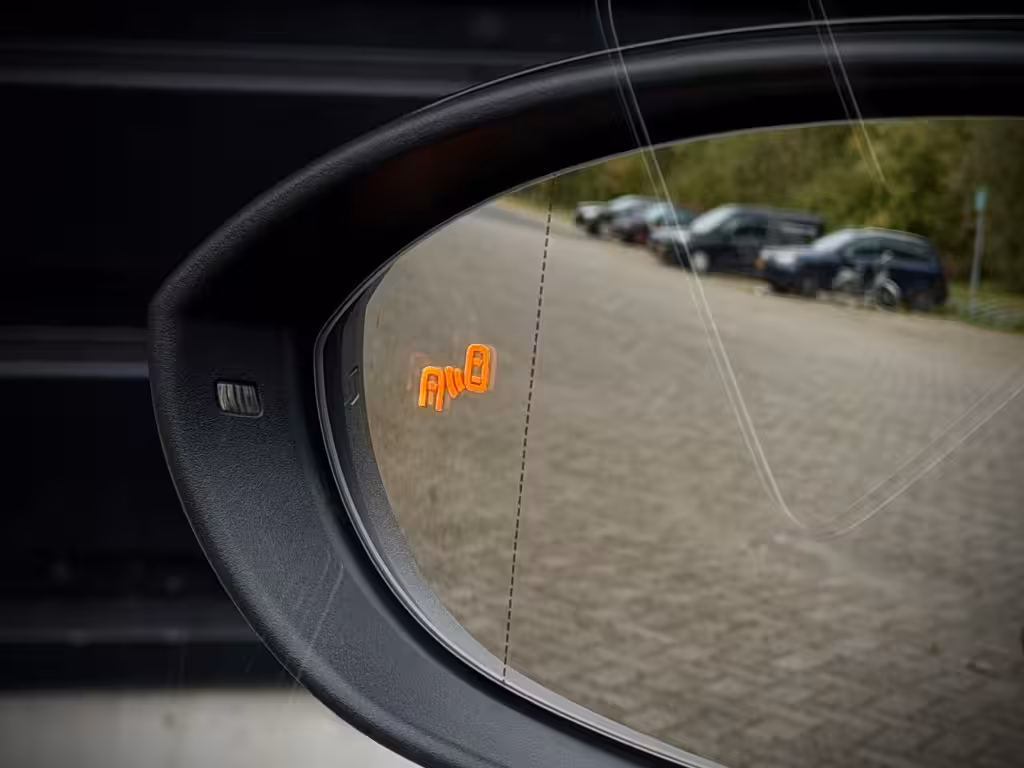 Volkswagen Golf 2.0 TSI R 4MOTION PANO