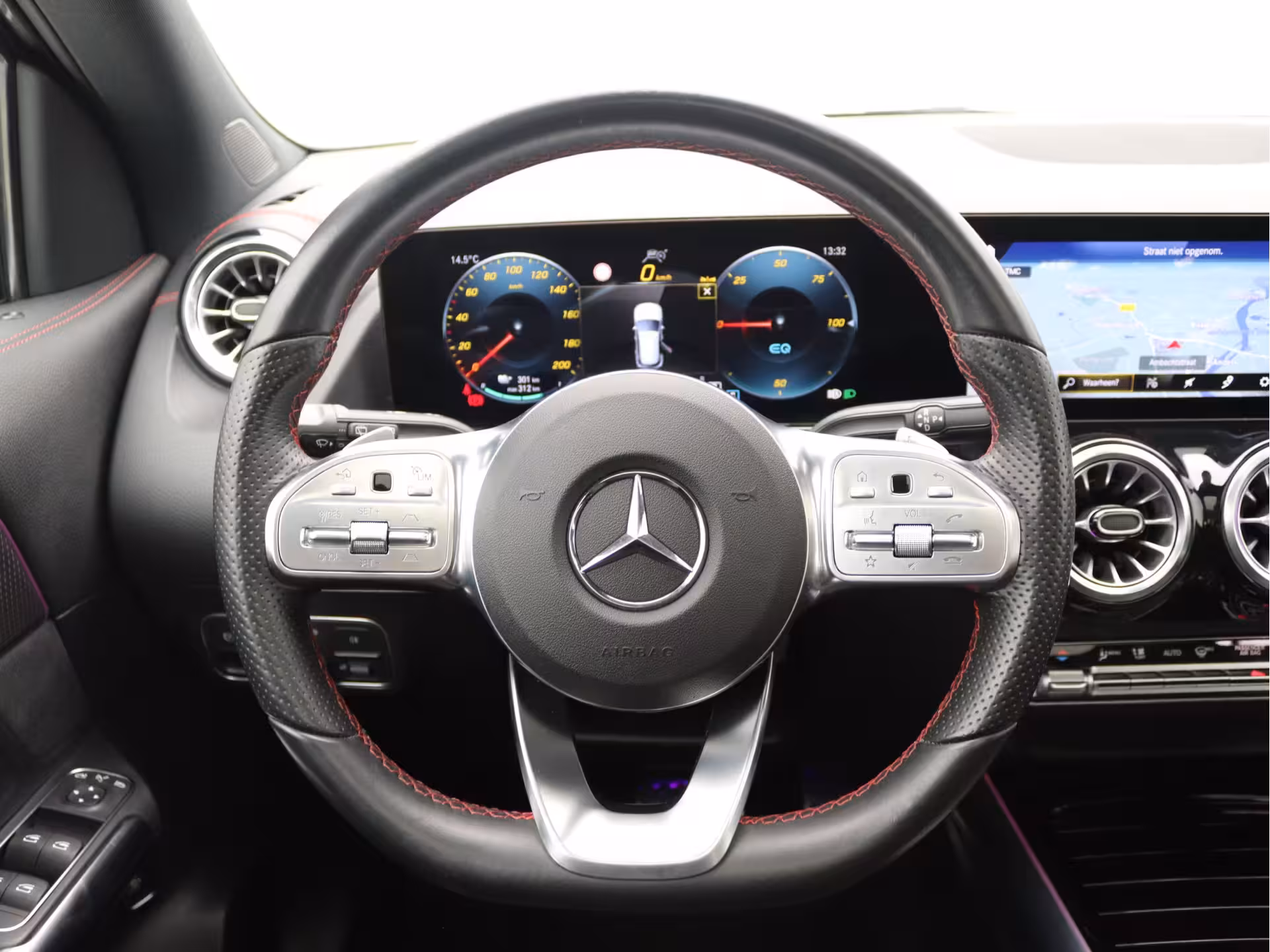Mercedes-Benz EQA 250 AMG 67 kWh Pano