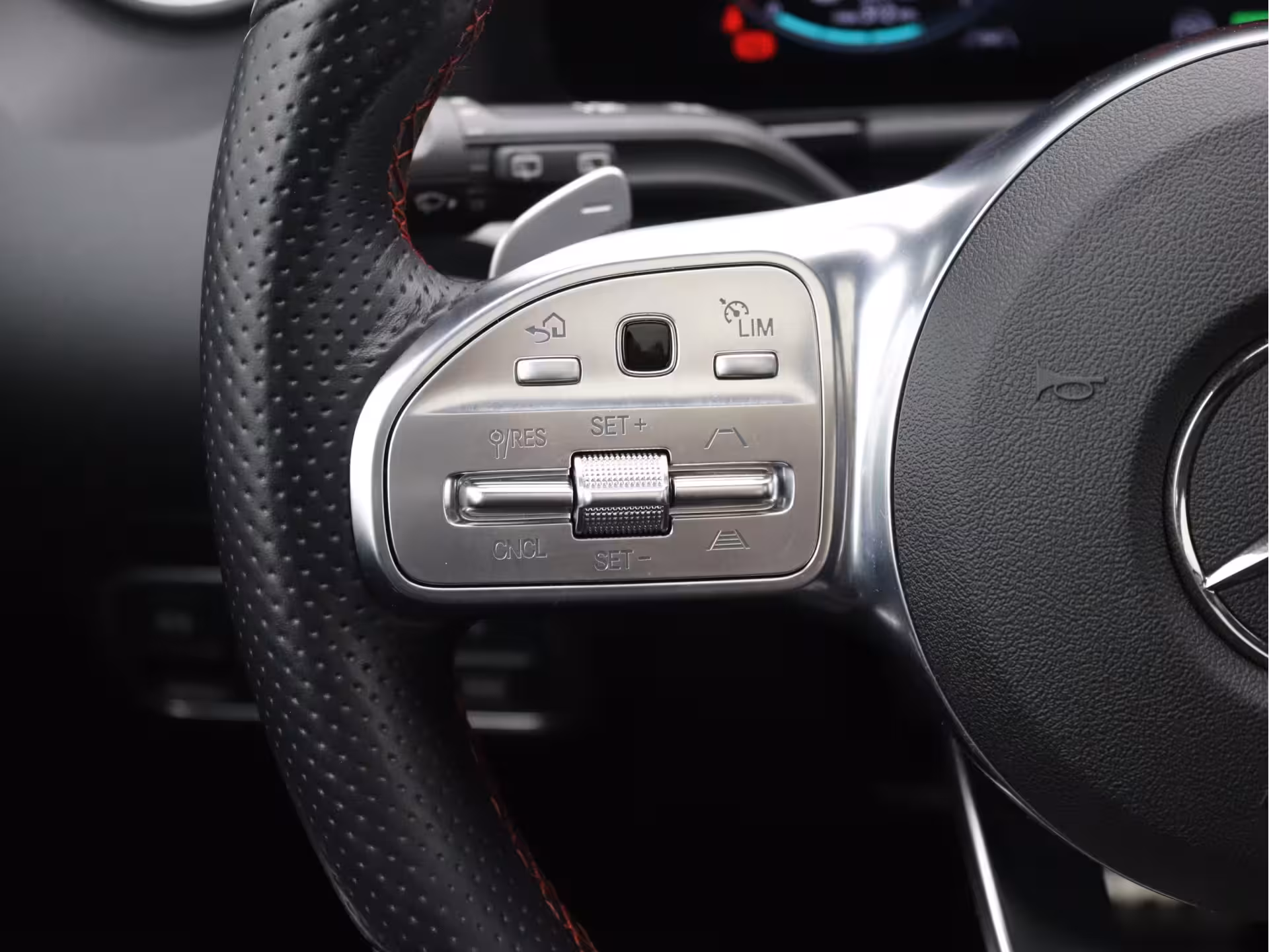 Mercedes-Benz EQA 250 AMG 67 kWh Pano