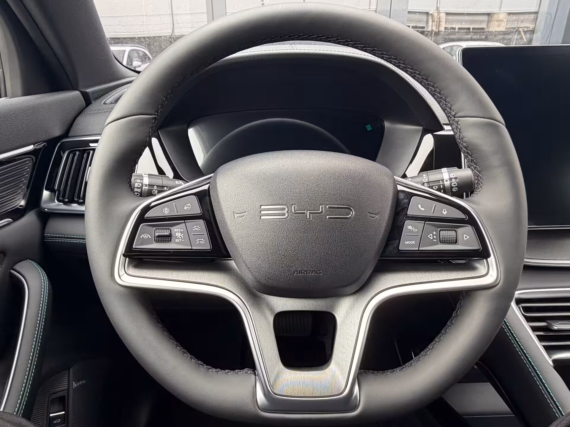 BYD SEAL U 1.5 DM-i FWD Boost NAVI