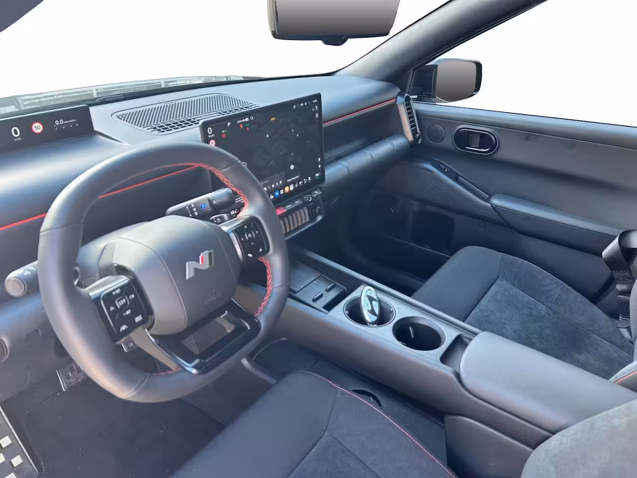 Hyundai IONIQ 3 N Line 61 kWh NU NIEUW TE BESTELLEN BIJ ZEEUW&ZEEUW ROOSENDAAL, BELDER 37 LET OP: Prijs