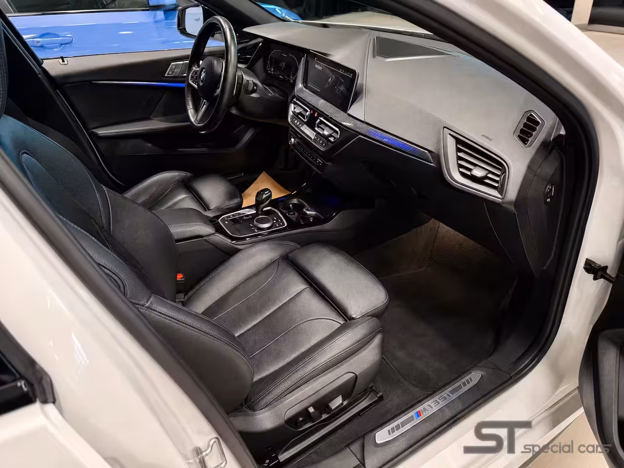 BMW 1-serie M135i xDrive|Harman|HUP|Memory|Leder|Virtual