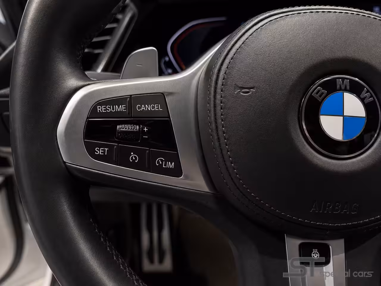 BMW 1-serie M135i xDrive|Harman|HUP|Memory|Leder|Virtual