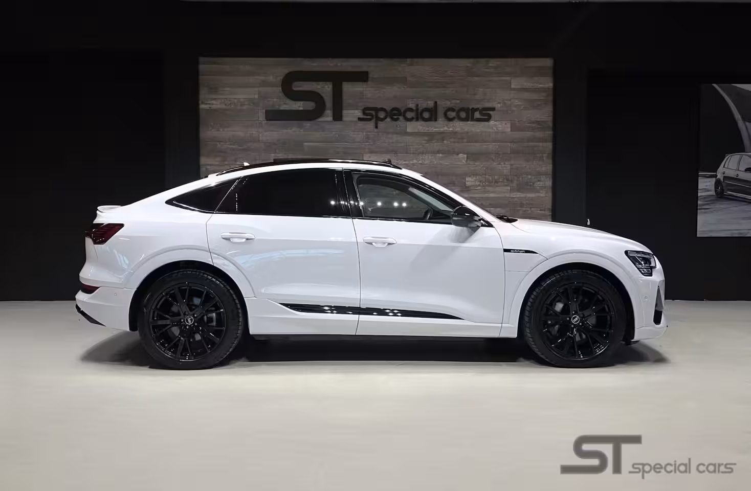 Audi e-tron Sportback 55 quattro S edition 95 kWh|Pano|Night Vision