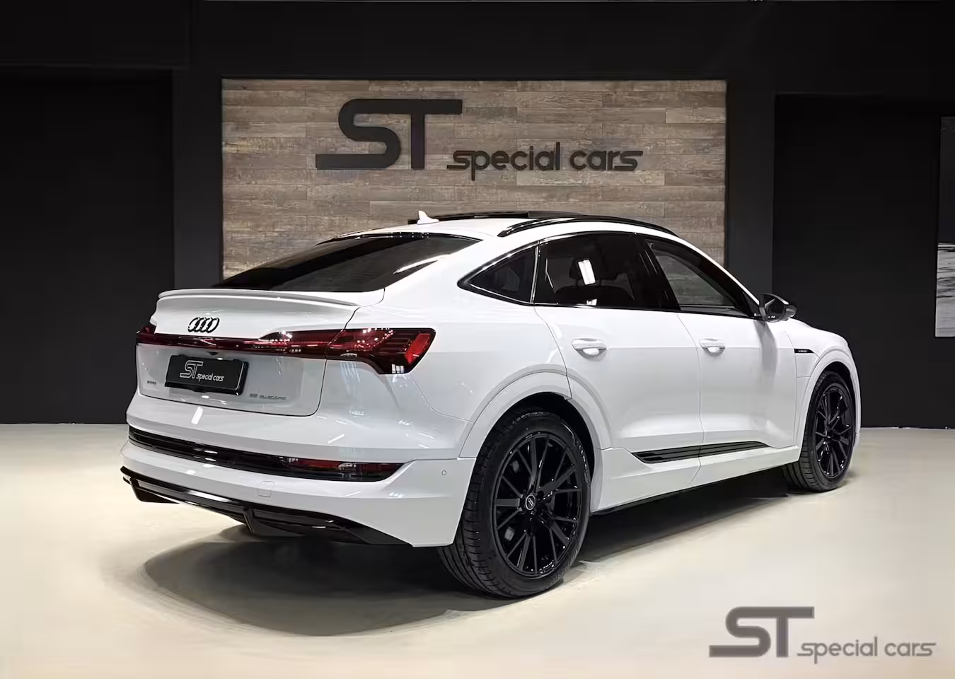 Audi e-tron Sportback 55 quattro S edition 95 kWh|Pano|Night Vision