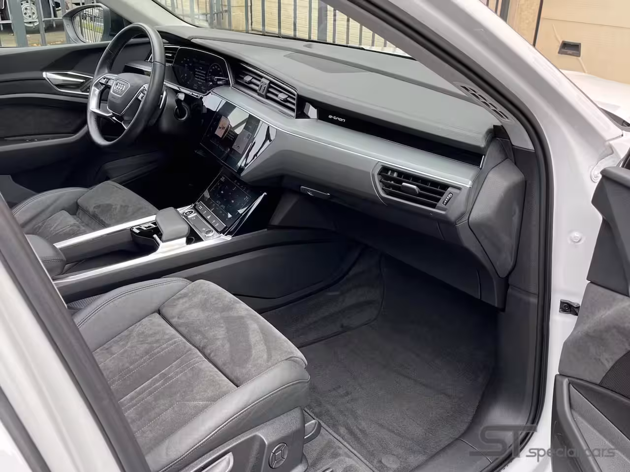 Audi e-tron Sportback 55 quattro S edition 95 kWh|Pano|Night Vision