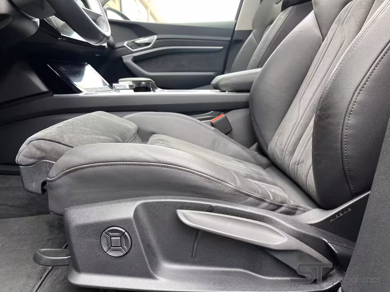 Audi e-tron Sportback 55 quattro S edition 95 kWh|Pano|Night Vision