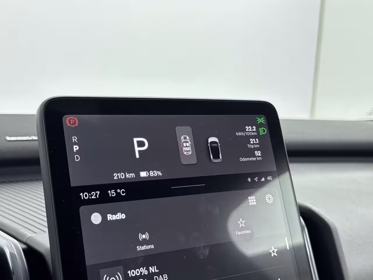 Volvo EX30 Single Motor Plus Europa 51 kWh | Stoel + Stuurverwarming | 18 inch LM Velgen | PDC + came