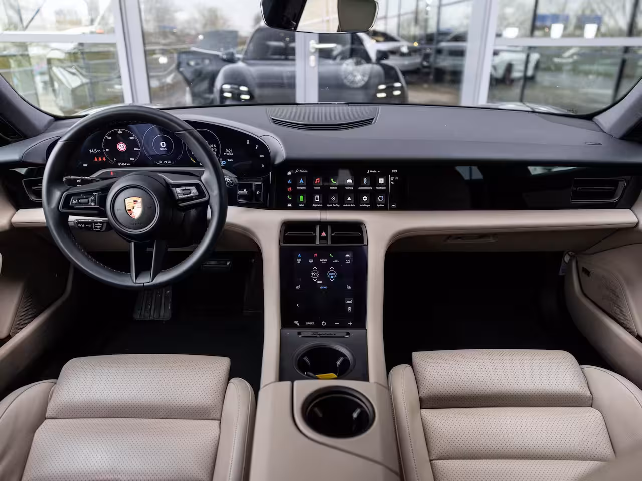 Porsche Taycan Sport Turismo 79 kWh | BOSE | PASM LUCHTVERING | PANORAMADAK | 20 INCH | ACHTERUITRIJCAMERA | WARMTEPOMP