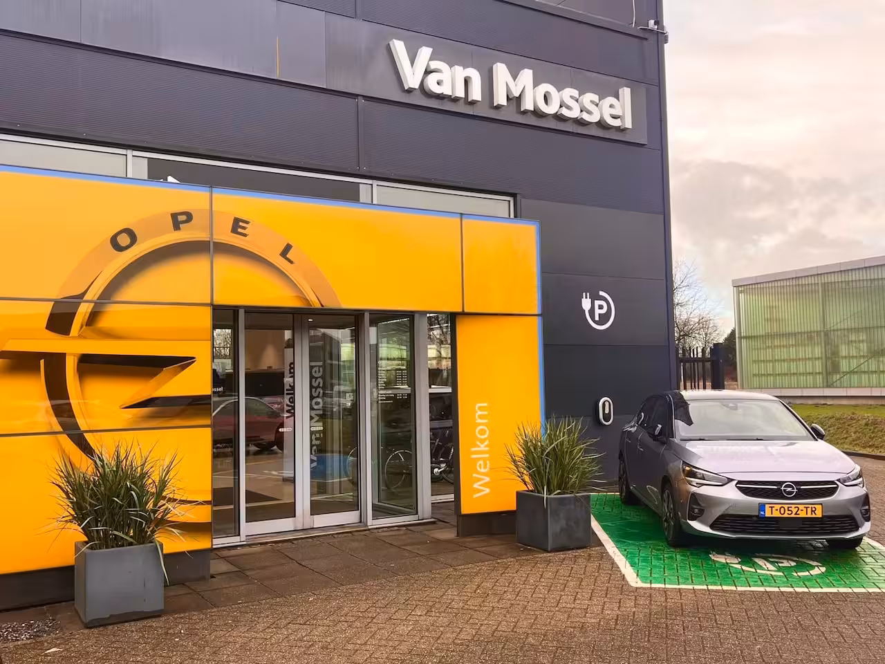 Opel Frontera 1.2 Turbo Hybrid Edition | VOORRAAD VOORDEEL | TOT 8 JAAR GARANTIE | VAN € 33.679 VOOR € 2