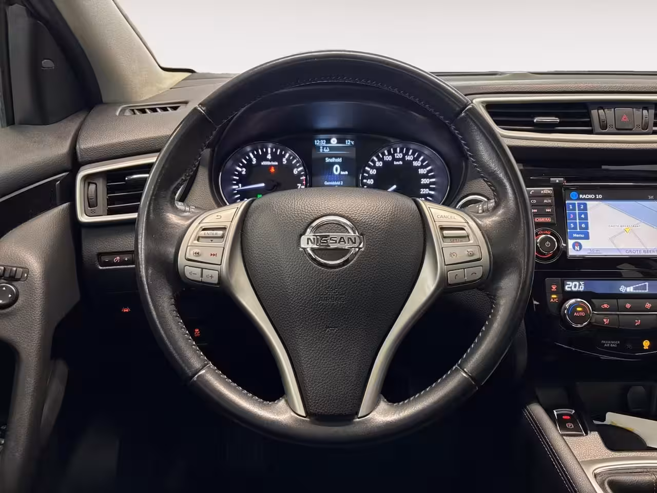 Nissan Qashqai 1.2 Tekna | ALL SEASON BANDEN | STOELVERWARMING | PANORAMA DAK | 360 CAMERA | ELEKTRISCHE