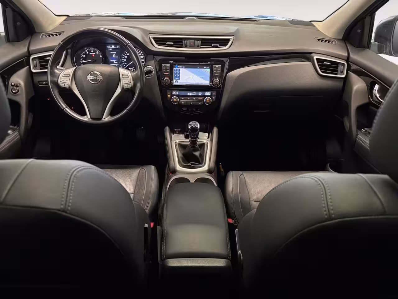 Nissan Qashqai 1.2 Tekna | ALL SEASON BANDEN | STOELVERWARMING | PANORAMA DAK | 360 CAMERA | ELEKTRISCHE