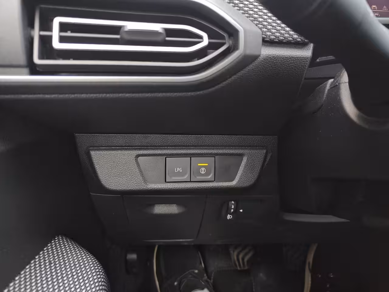 Dacia Sandero 1.0 TCe 100 ECO-G Journey | Navi | Demo| Cruise | Apple CarPlay