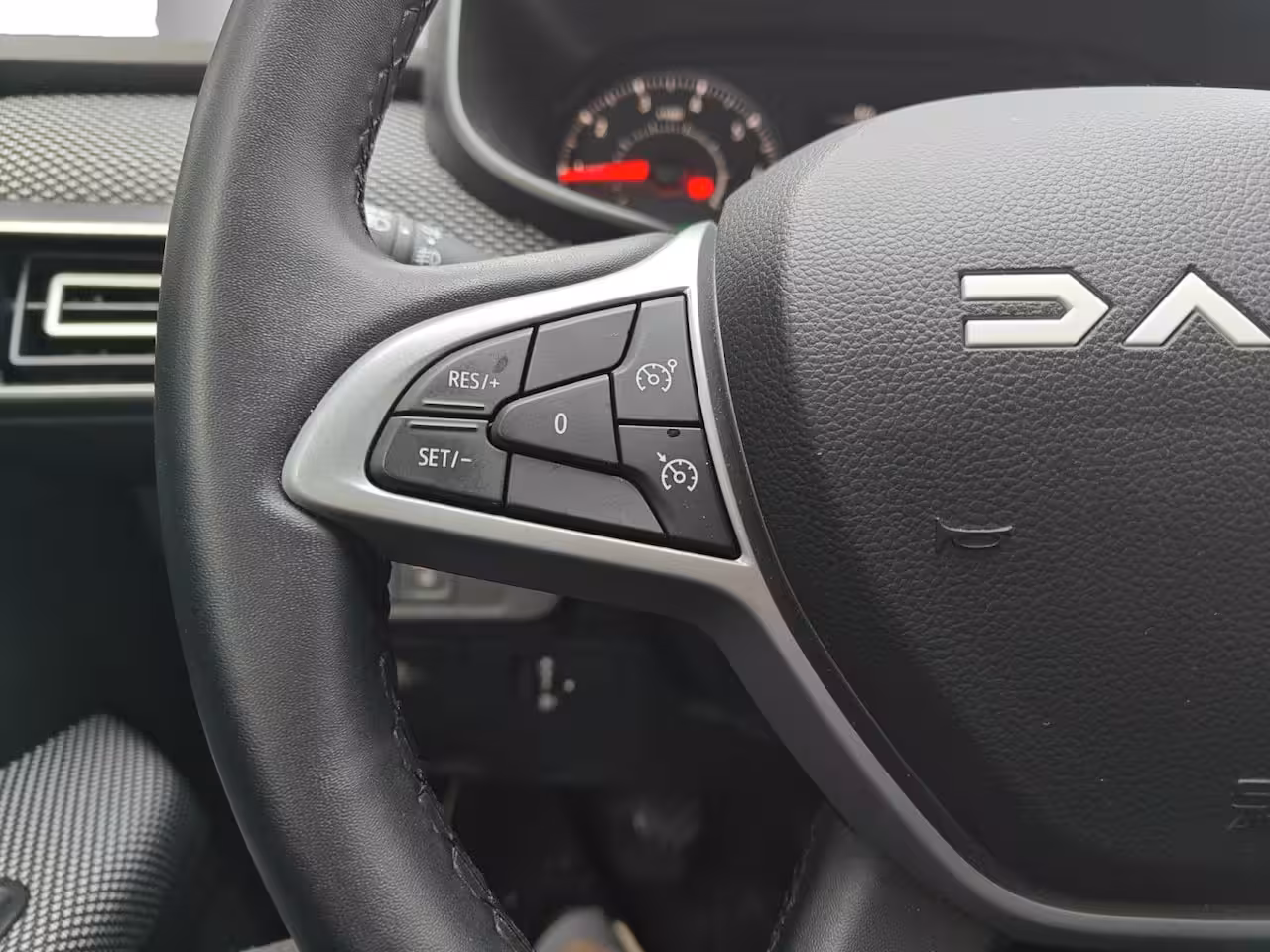 Dacia Sandero 1.0 TCe 100 ECO-G Journey | Navi | Demo| Cruise | Apple CarPlay