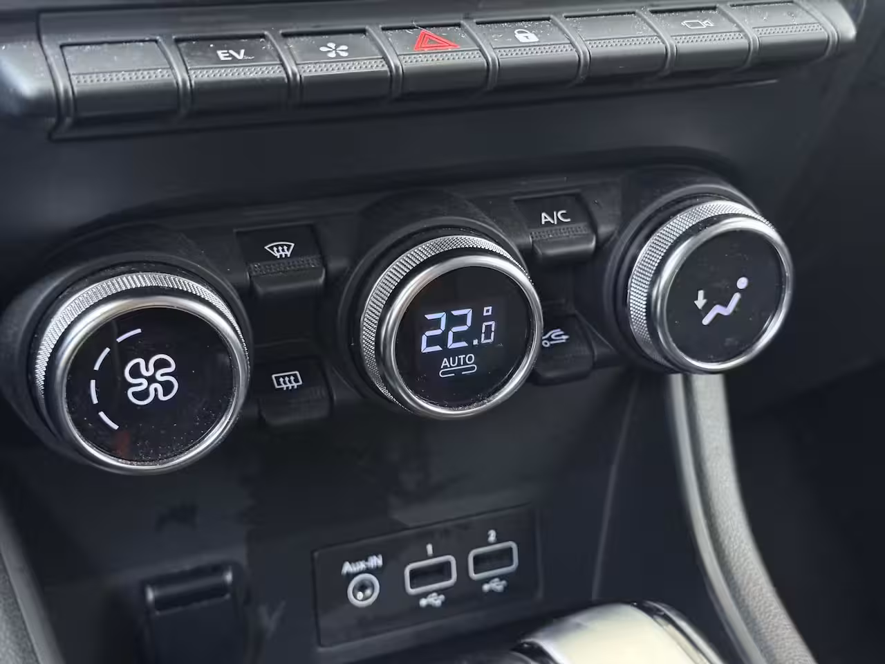 Renault Captur 1.6 E-Tech Hybrid 145PK Intens Addaptive Cruise Control | Trekhaak | Navigatie | LM Velgen
