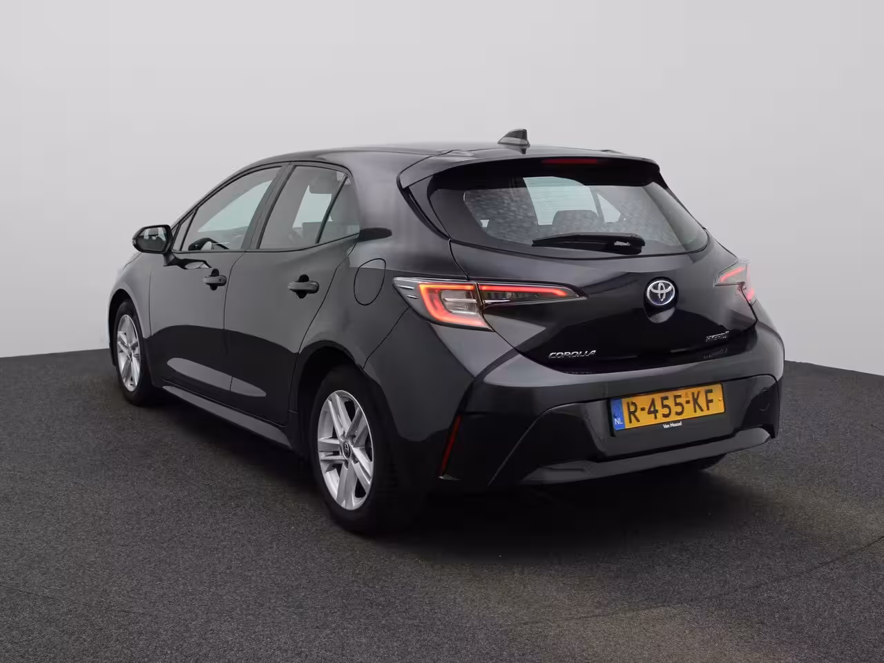 Toyota Corolla 1.8 Hybrid Business | Achteruitrijcamera | Climat Control | Apple Carplay
