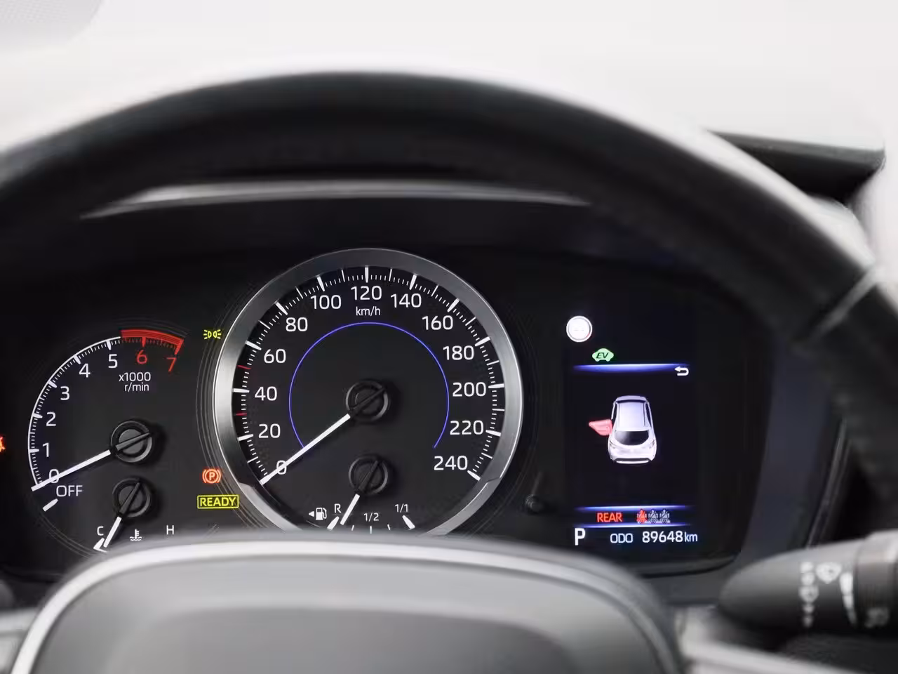 Toyota Corolla 1.8 Hybrid Business | Achteruitrijcamera | Climat Control | Apple Carplay