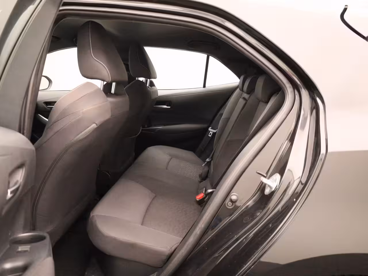 Toyota Corolla 1.8 Hybrid Business | Achteruitrijcamera | Climat Control | Apple Carplay