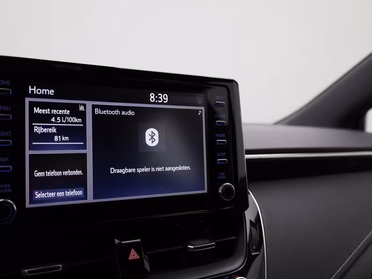 Toyota Corolla 1.8 Hybrid Business | Achteruitrijcamera | Climat Control | Apple Carplay