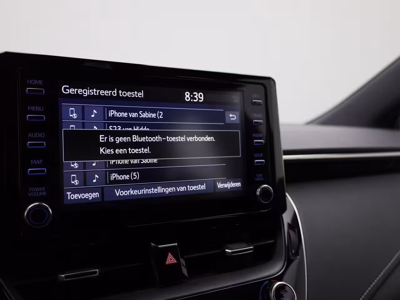 Toyota Corolla 1.8 Hybrid Business | Achteruitrijcamera | Climat Control | Apple Carplay