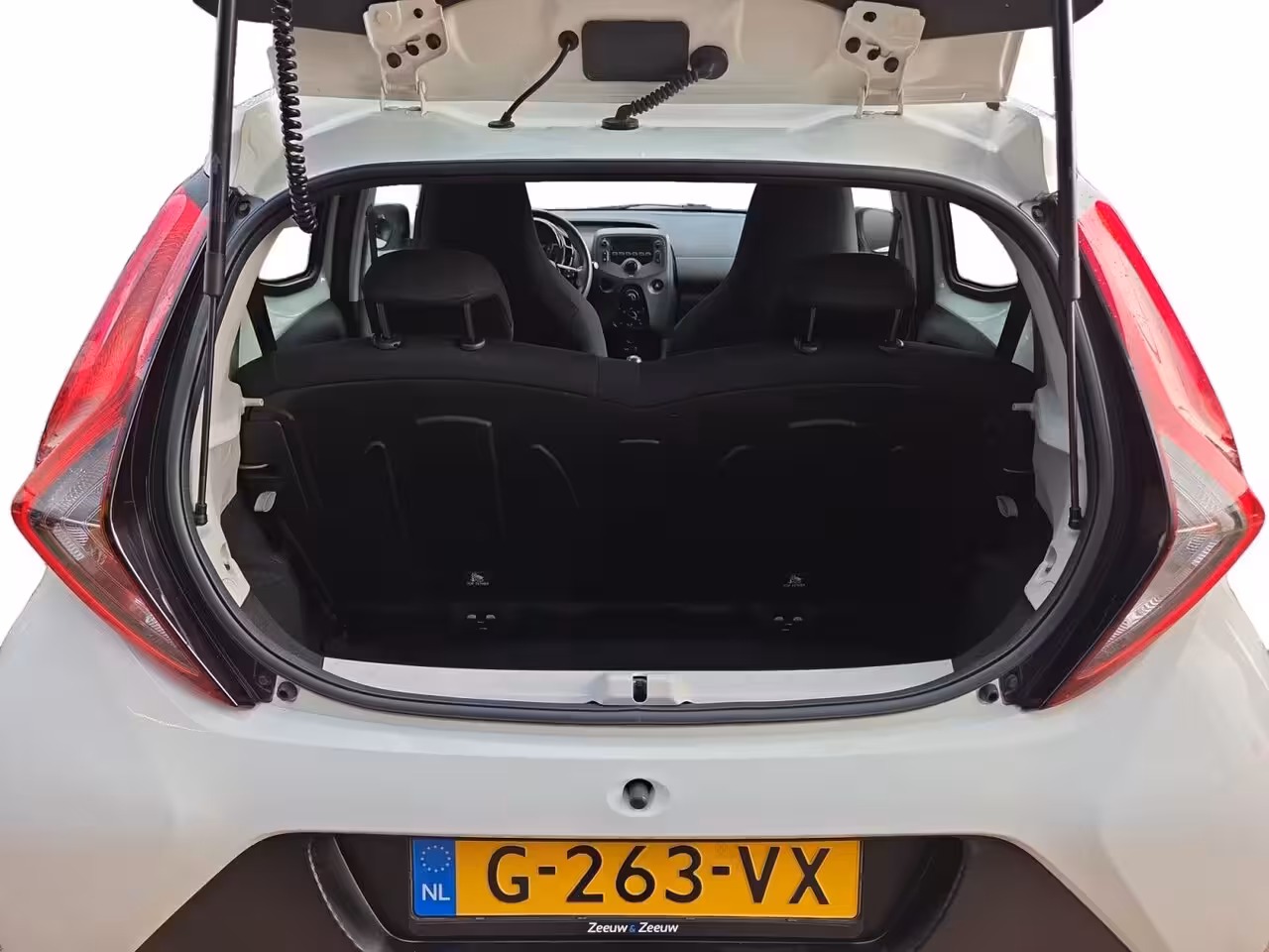 Toyota Aygo 1.0 VVT-i x-fun | Airco | Cruise Control | 12 Maanden BOVAG Garantie |