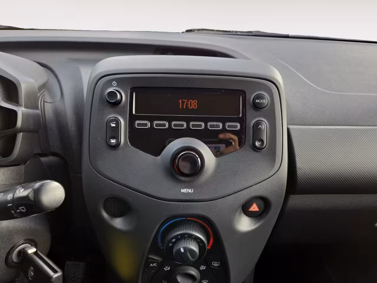 Toyota Aygo 1.0 VVT-i x-fun | Airco | Cruise Control | 12 Maanden BOVAG Garantie |