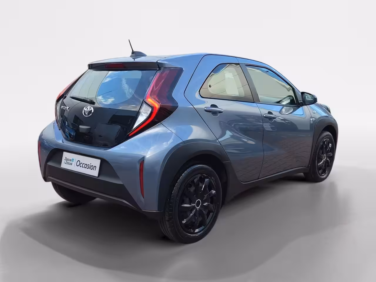 Toyota Aygo X 1.0 VVT-i MT Play | Zeer nette auto | Apple CarPlay & Android Auto | Camera | 100 % onderh