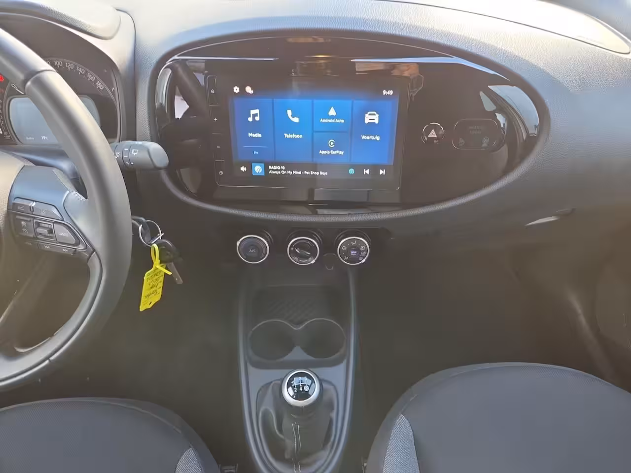 Toyota Aygo X 1.0 VVT-i MT Play | Zeer nette auto | Apple CarPlay & Android Auto | Camera | 100 % onderh