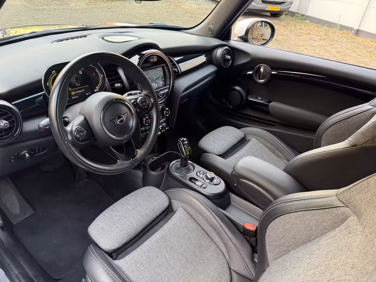 Mini Electric SE 184pk 33 kWh/ Led/Carplay/W-pomp/3-Fase/Premium audio/17"