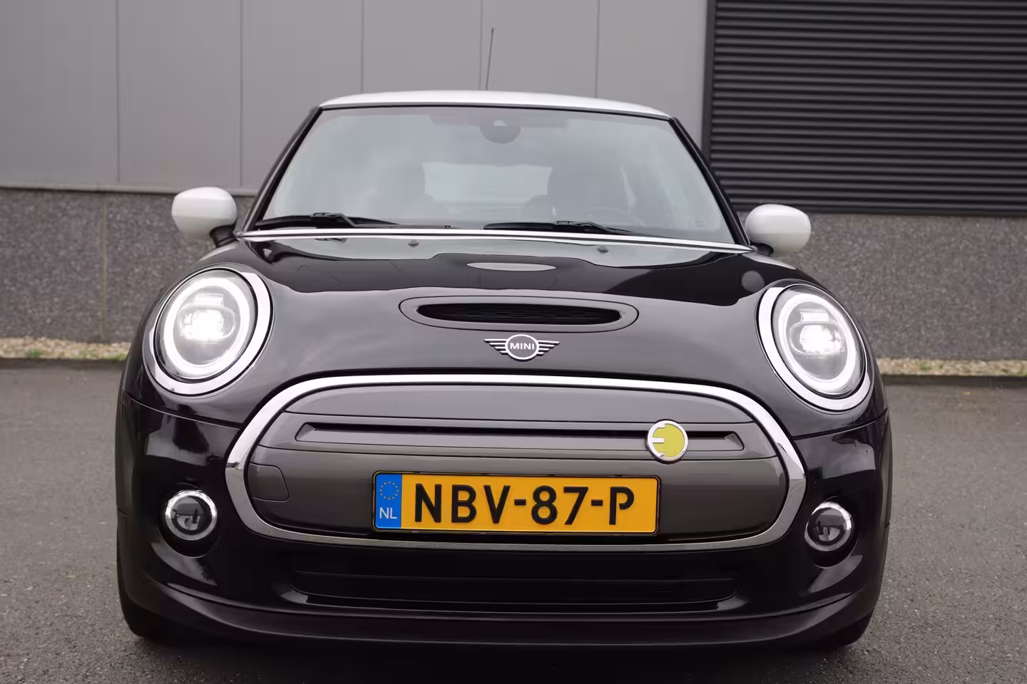 Mini Electric SE 184pk 33 kWh/ Led/Carplay/W-pomp/3-Fase/Premium audio/17"