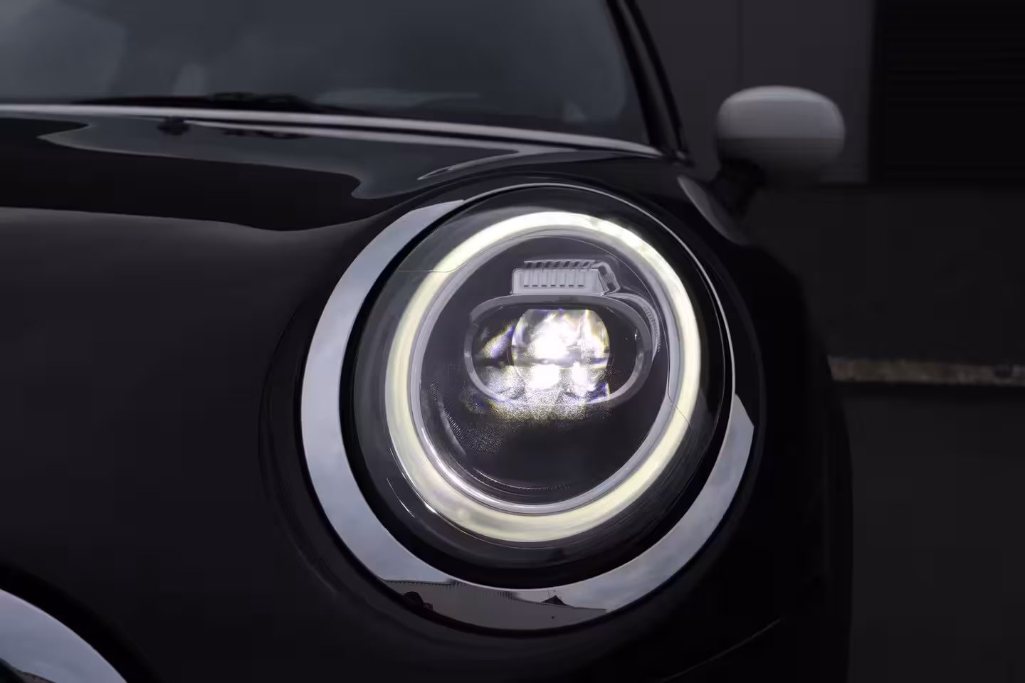 Mini Electric SE 184pk 33 kWh/ Led/Carplay/W-pomp/3-Fase/Premium audio/17"
