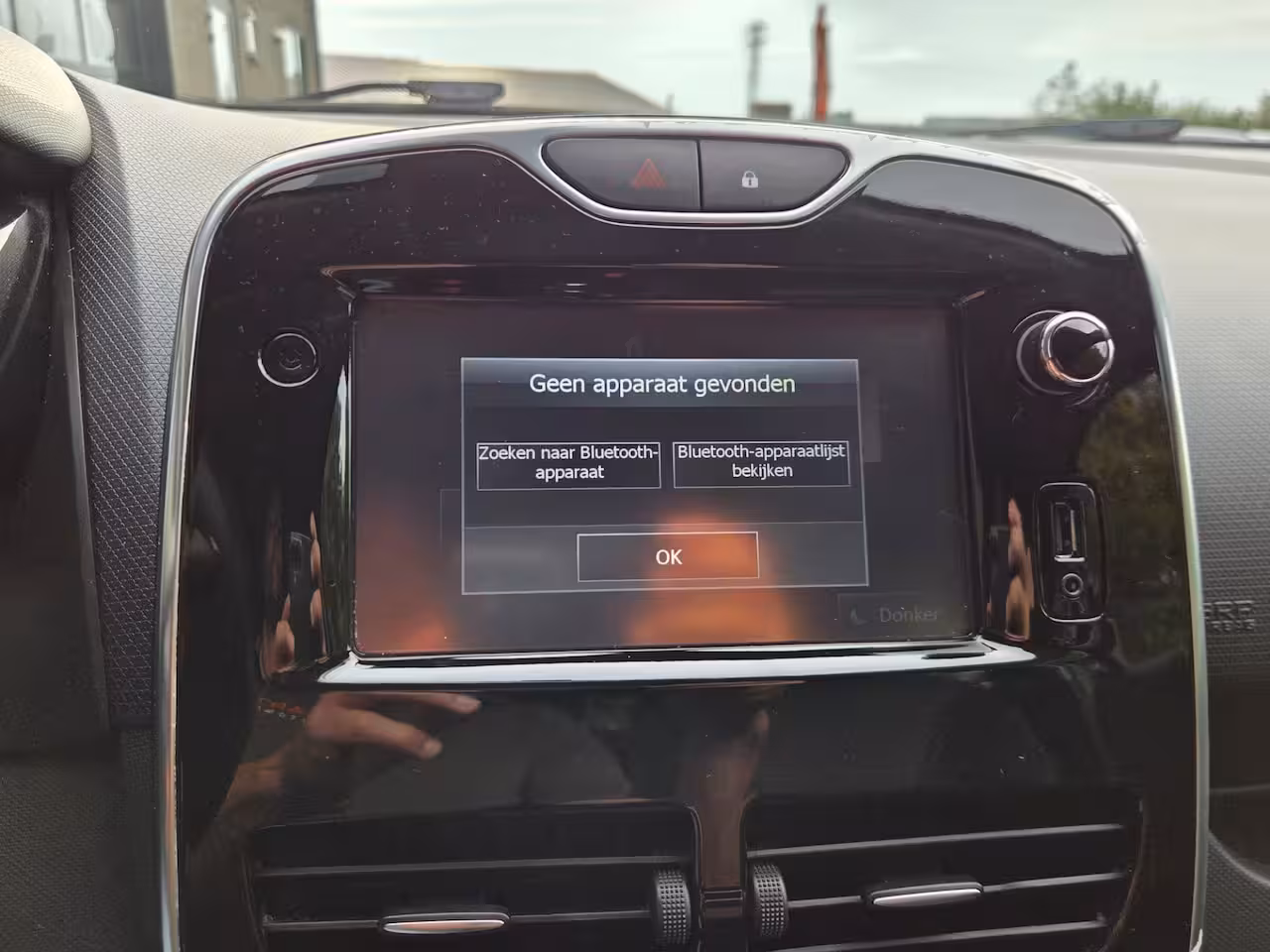 Renault Clio Estate 0.9 TCe Expression | Trekhaak | Navigatie