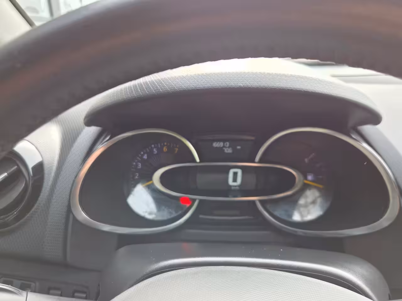 Renault Clio Estate 0.9 TCe Expression | Trekhaak | Navigatie