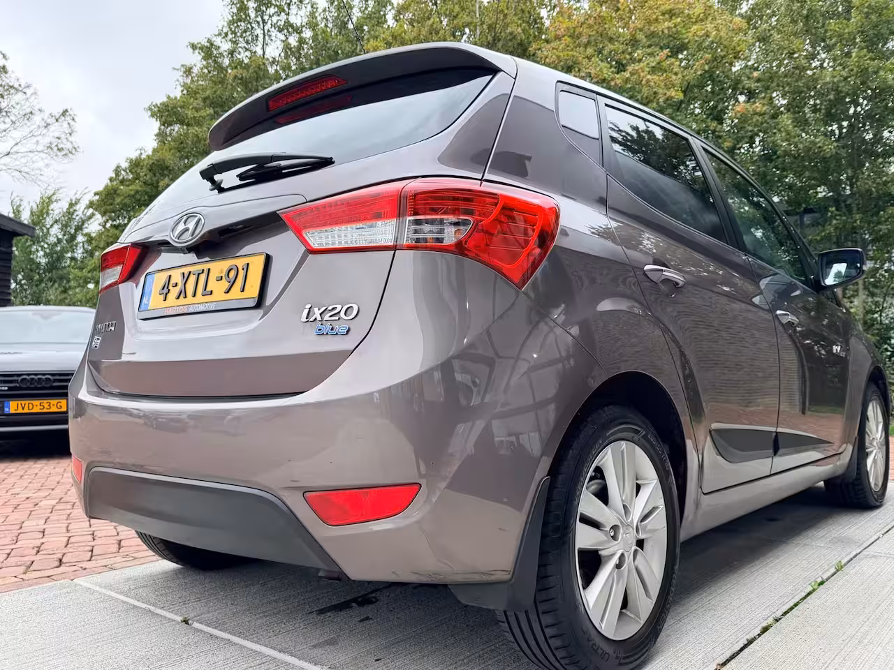 Hyundai ix20 1.6i i-Catcher | Schuif/Kantel dak | Leer | Navi |